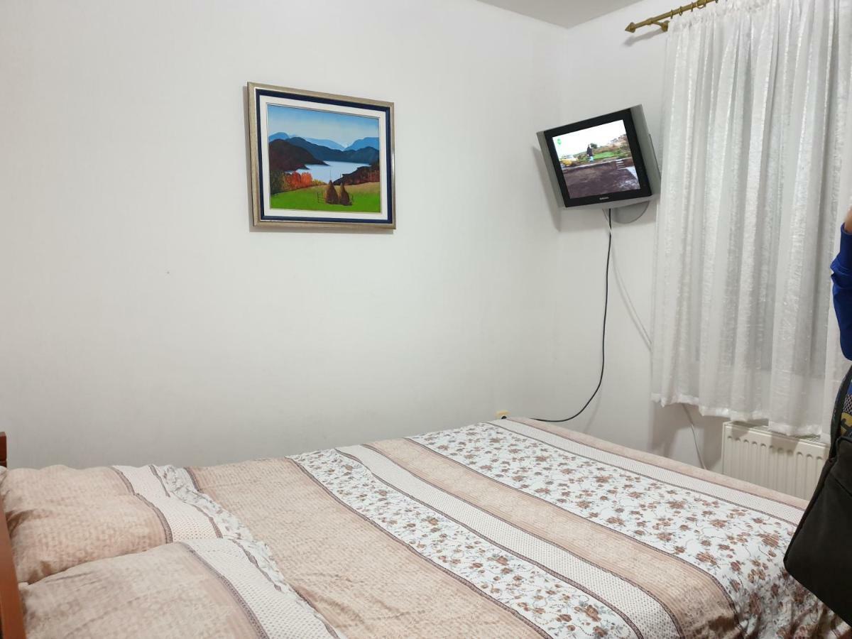 Apartman Gledovic 1 Zlatibor Buitenkant foto