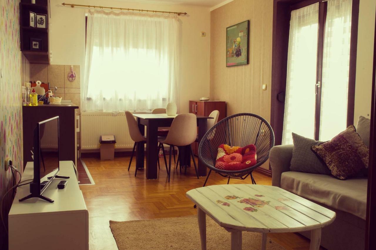 Apartman Gledovic 1 Zlatibor Buitenkant foto
